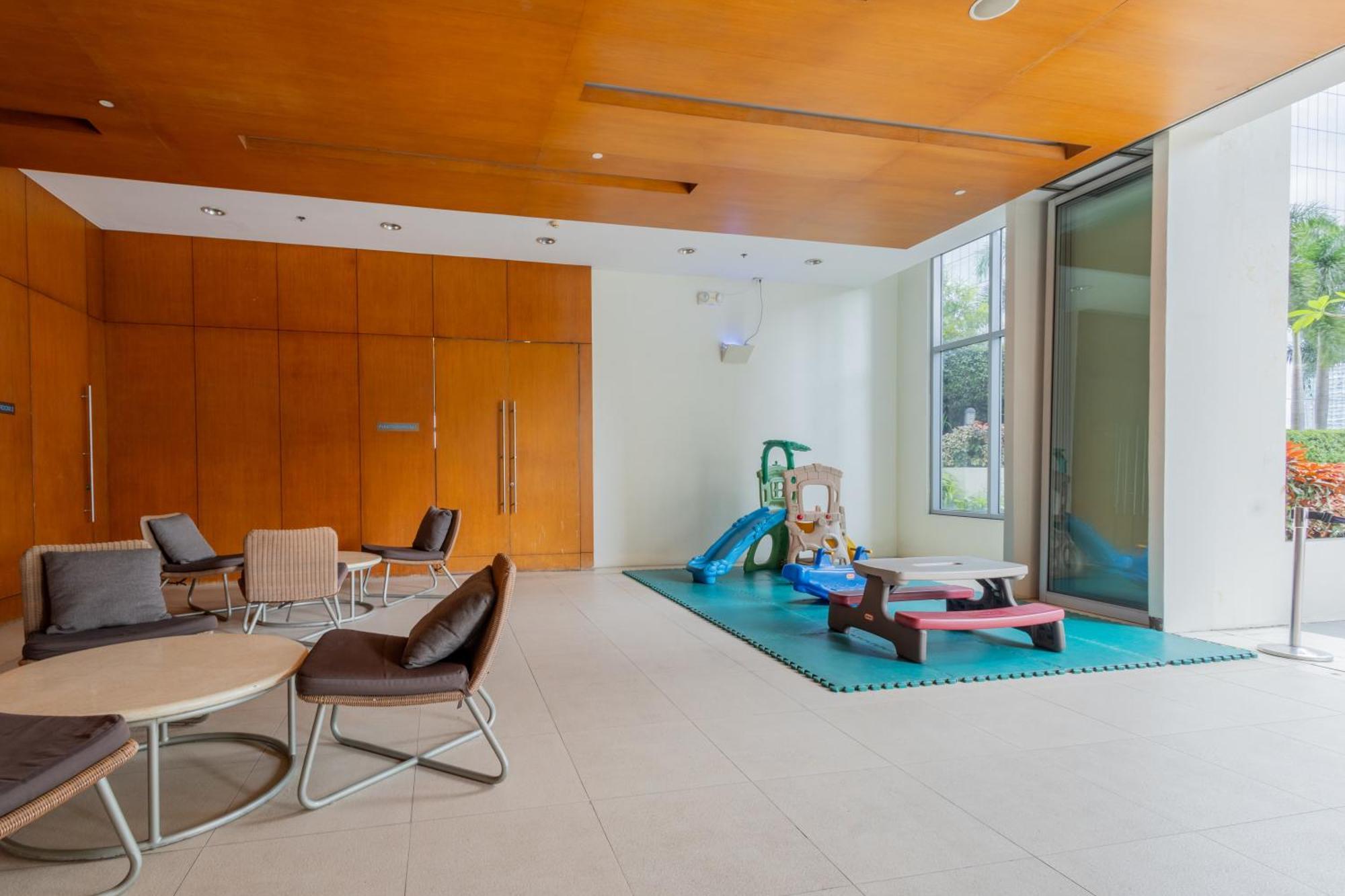 New 2Br Of 86Sqm With Parking & Netflix In Bgc Apartment Manila Exterior foto